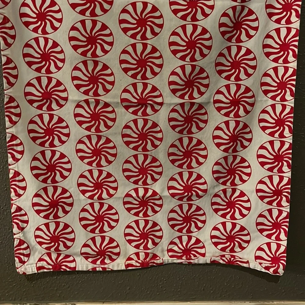 Crate & Barrel Peppermint Dishtowel